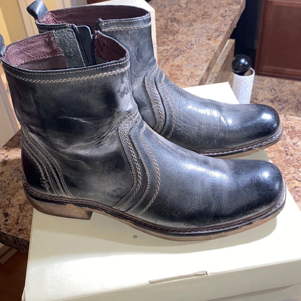 Roan Crestone Dark Grey Boots
